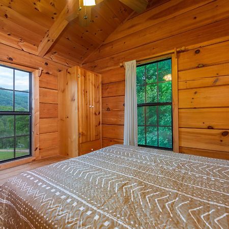 Engadine Inn And Cabins Candler Esterno foto