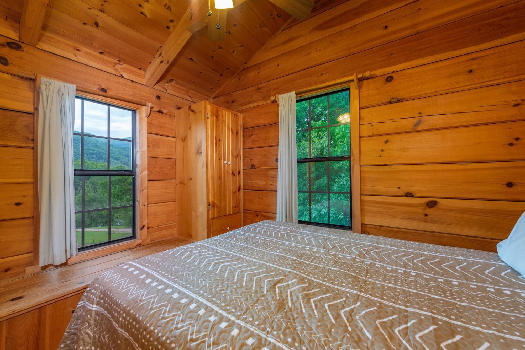 Engadine Inn And Cabins Candler Esterno foto