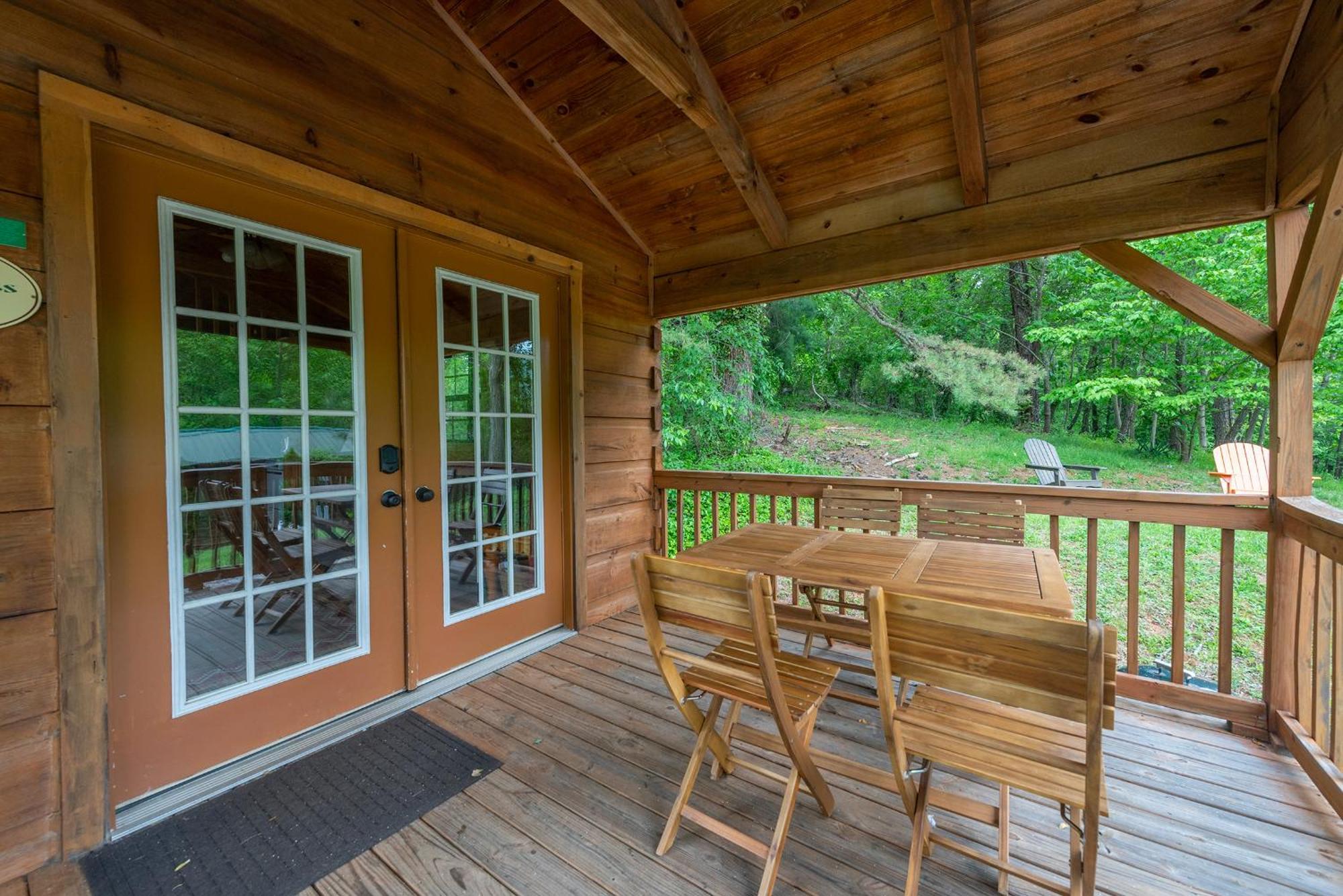 Engadine Inn And Cabins Candler Esterno foto
