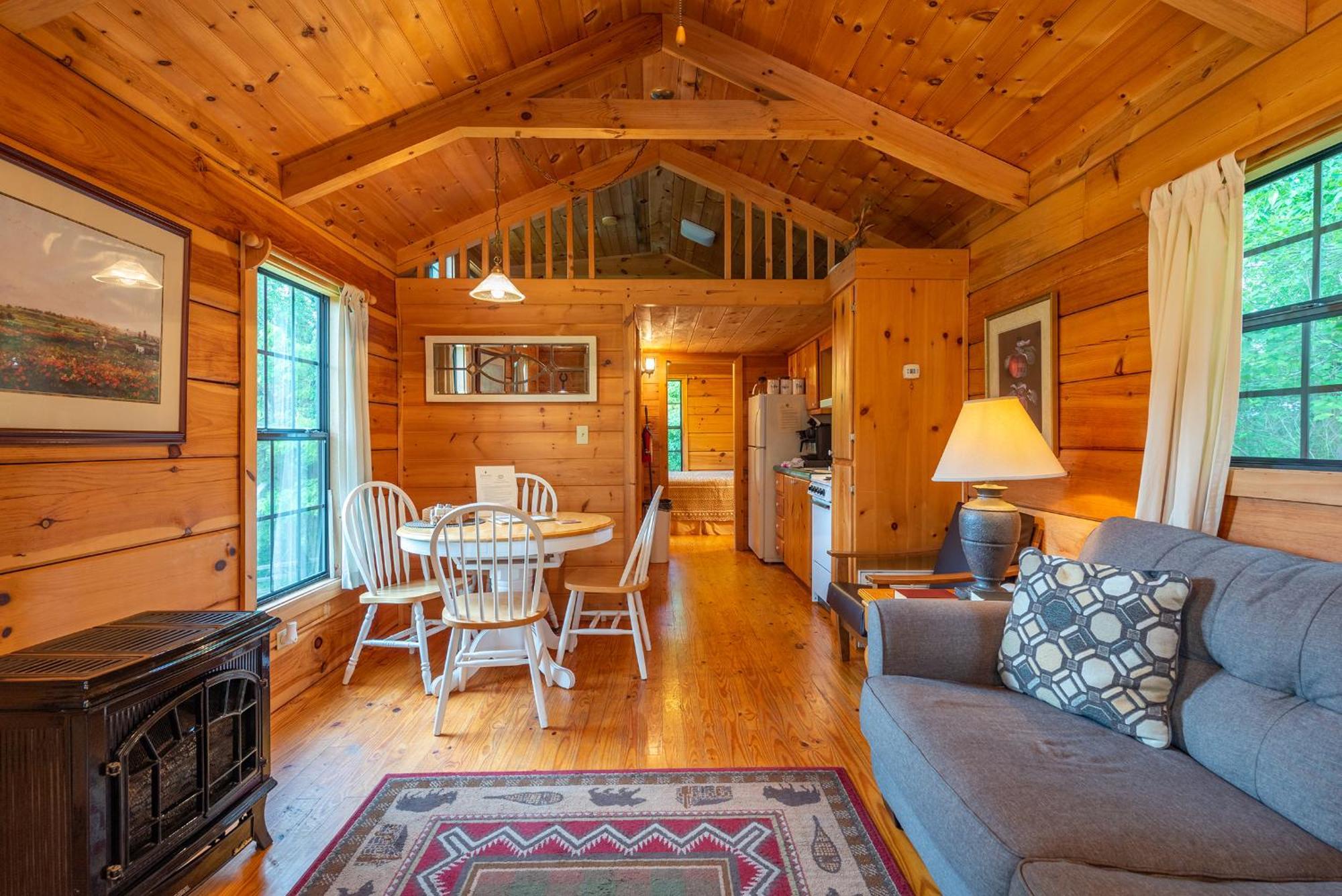 Engadine Inn And Cabins Candler Esterno foto
