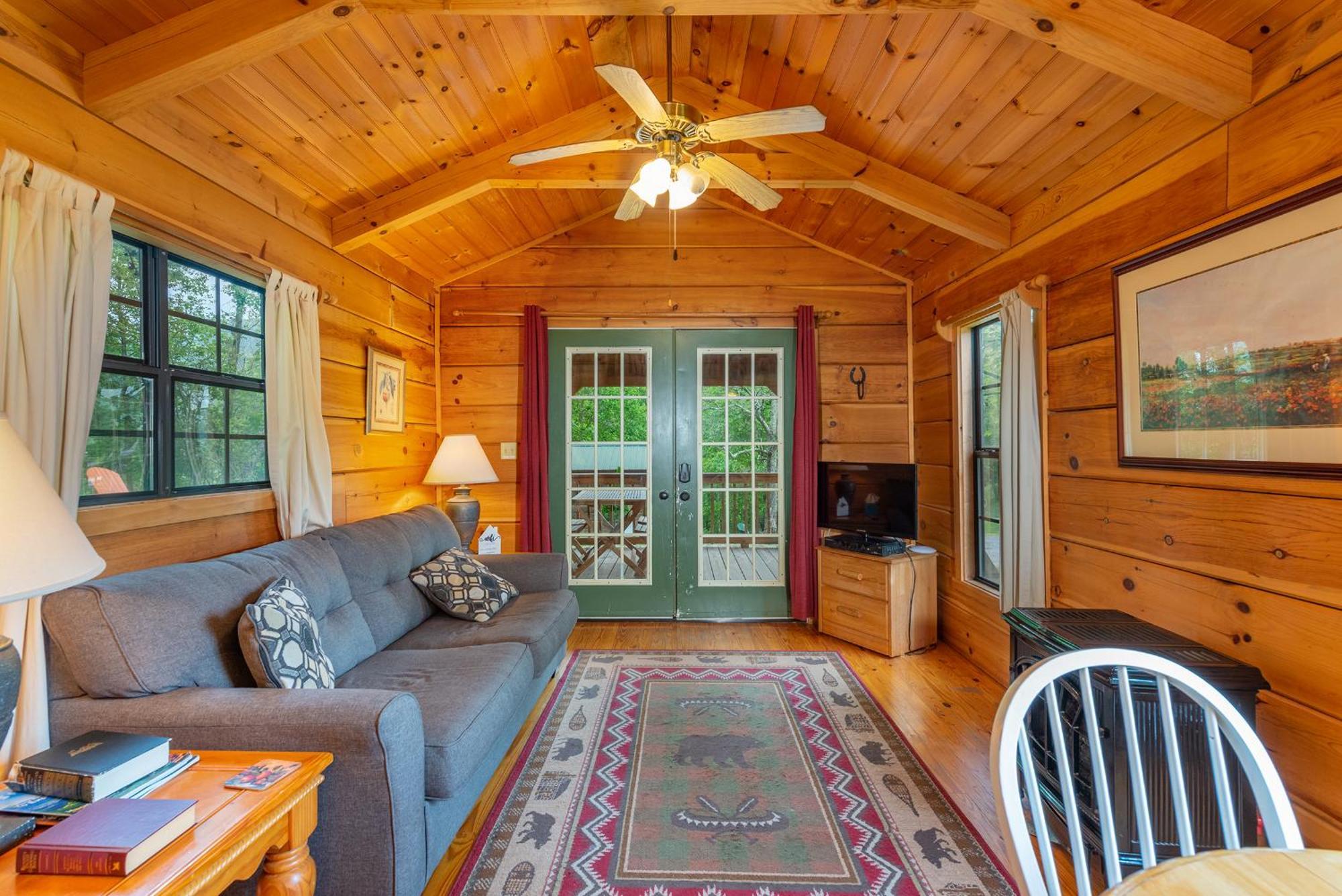 Engadine Inn And Cabins Candler Esterno foto