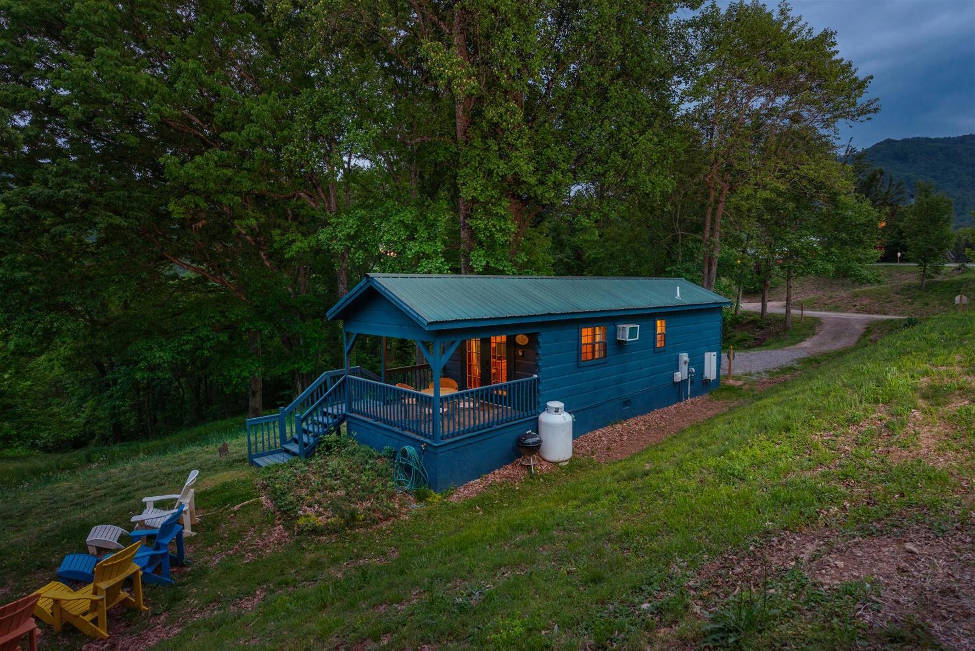 Engadine Inn And Cabins Candler Esterno foto